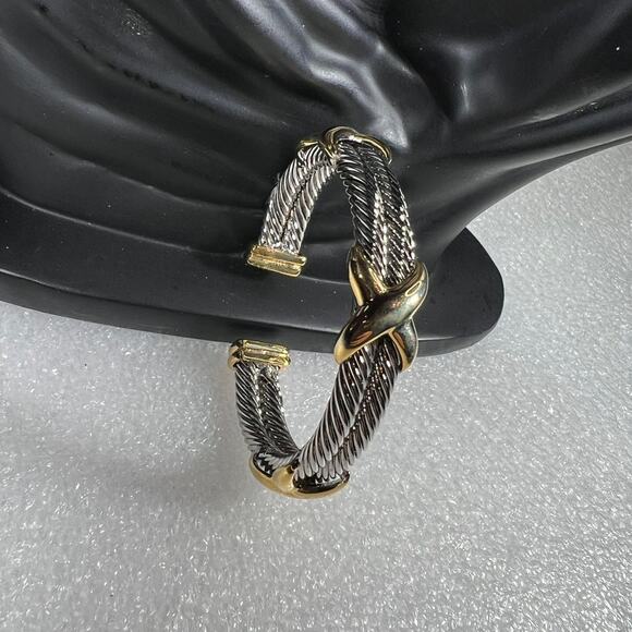 Silver Gold Tone Twisted Metal Bracelet Cuff Deadstock New in pack - Picture 12 of 16